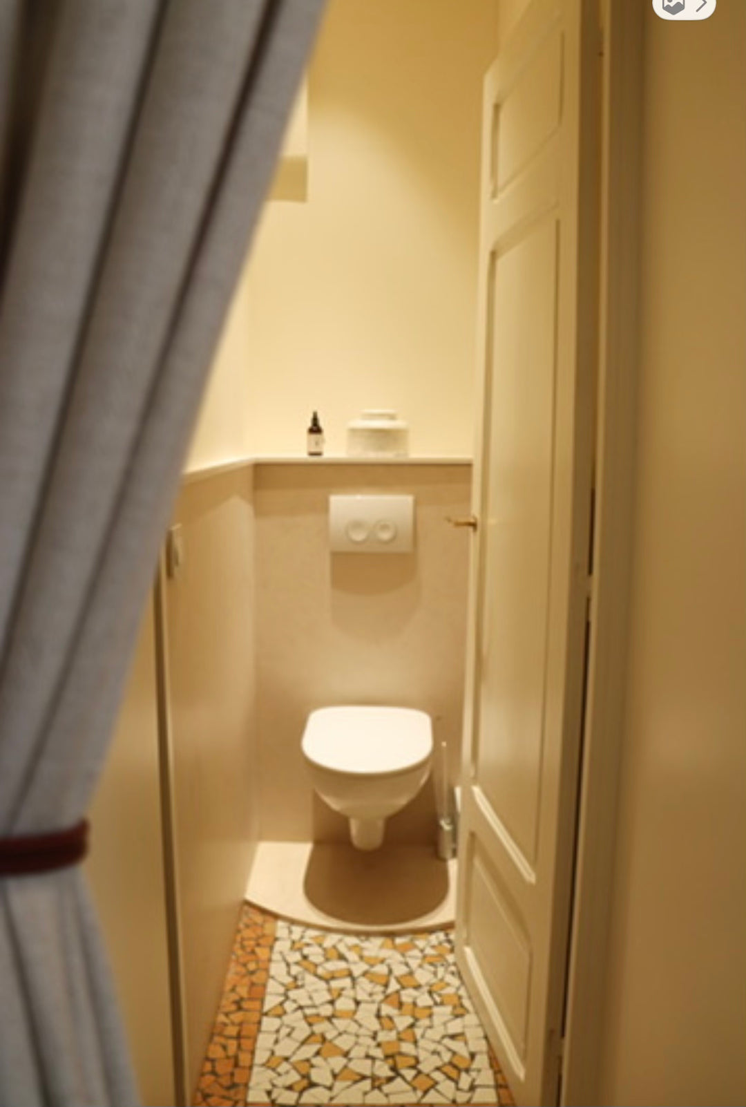 Parfums naturel pour toilettes et salles de bain Élixir Bien Élevé Domaine Singulier 