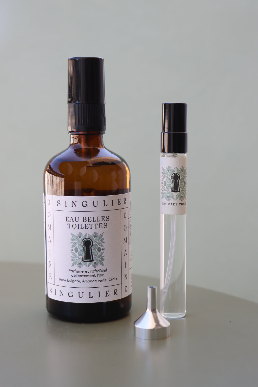 Le duo Eau Belles Toilettes de Domaine Singulier parfum amande verte en flacon 100 ml et 10 ml